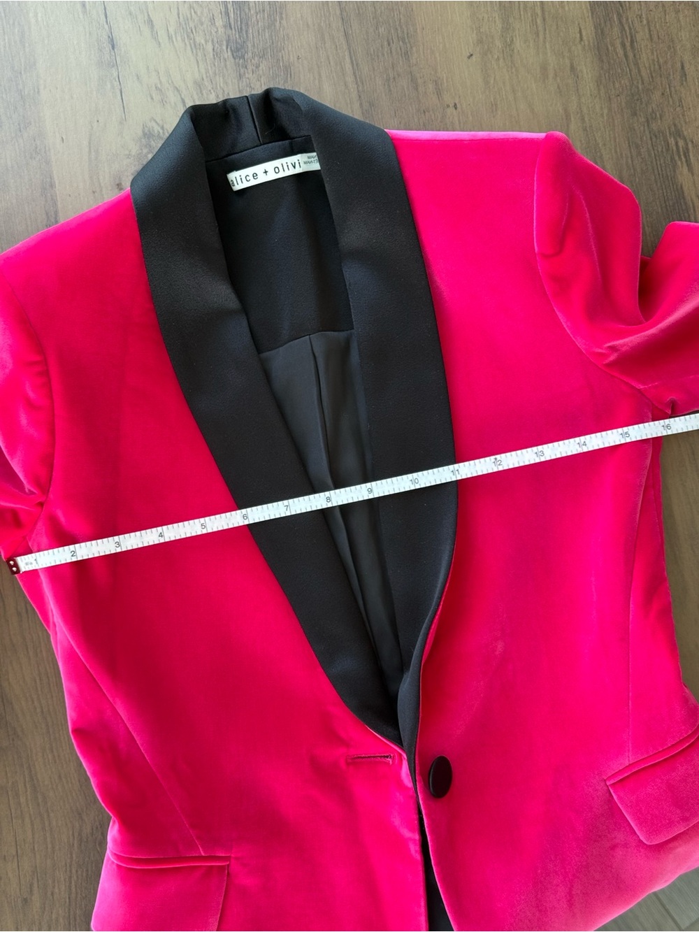 Alice + Olivia Hot Pink Velvet Blazer with Black Satin Shawl Collar - Picture 8 of 9